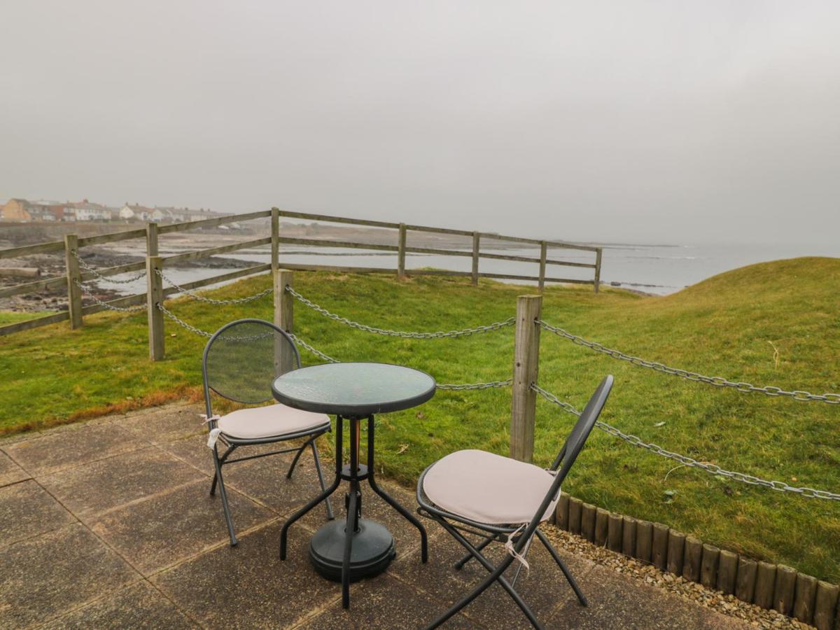 White Rock Cottage Beadnell Bagian luar foto